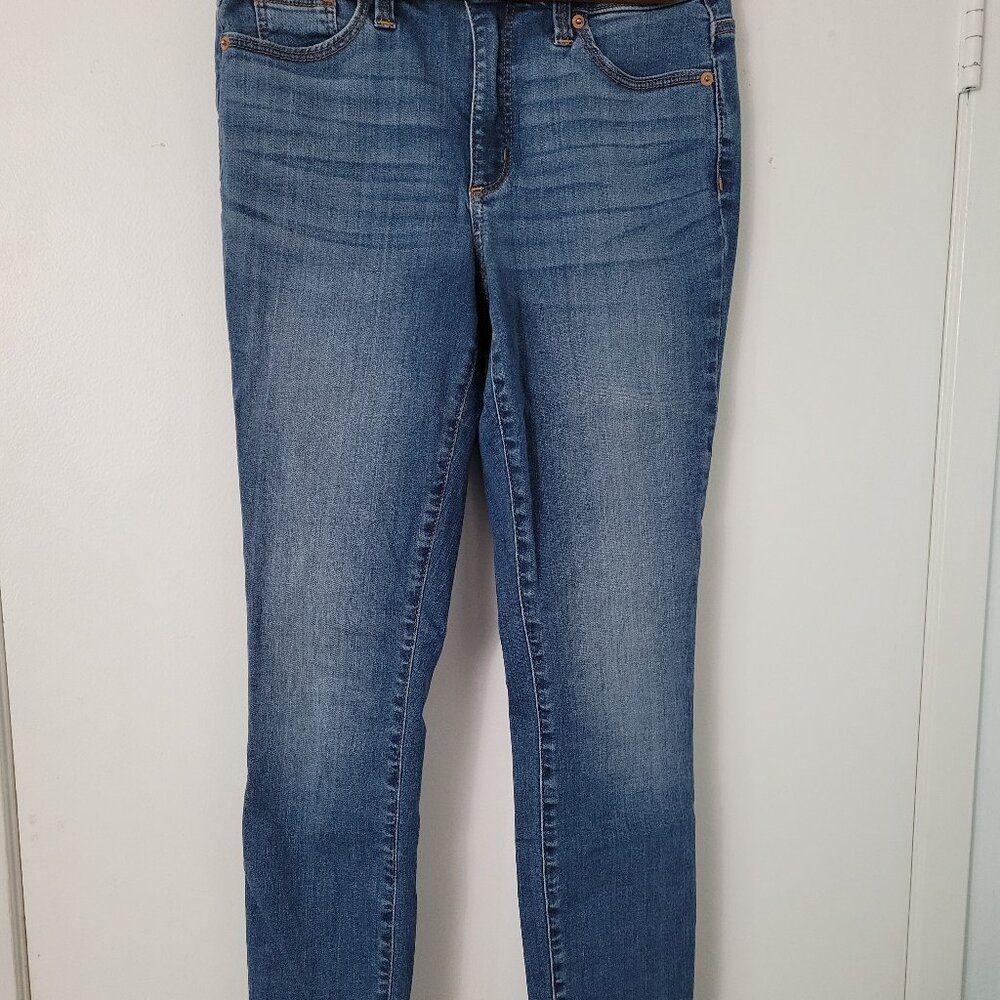 Universal Thread High Rise Skinny Jeans